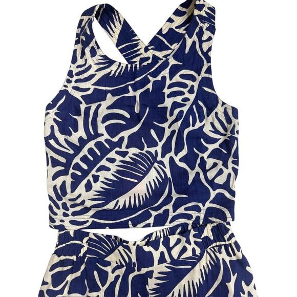 NWT Rose + Olive Getaway Two-Piece Set Crop Top & Pants Tropical Print M - Picture 2 of 4
